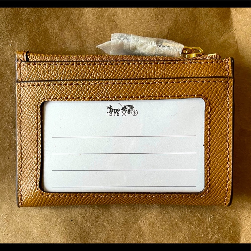 Coach Mini Skinny ID Card Case Im/Light Saddle NWT - Picture 4 of 10